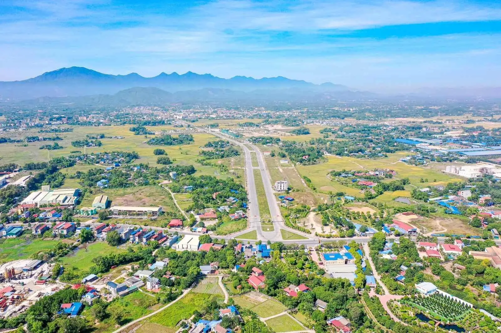 Hàng hiếm view kênh, giá êm nhất trong bán kính 60km so với các dự án ven Hà Nội