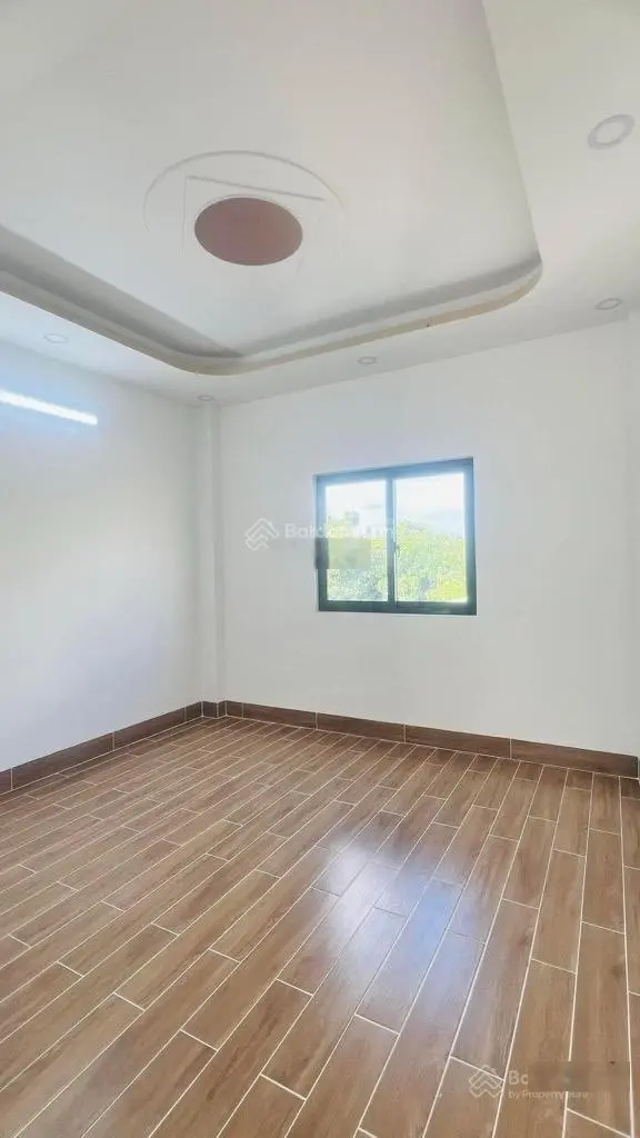 Nhà Nguyễn Khoái Q4 - hẻm ô tô - 50m2 nở hậu - 3 lầu đúc - chỉ 9 tỷ