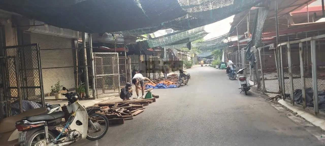 Cần bán gấp lô đất đẹp đường to , giá chỉ nhỉnh 2 tỷ . Cách cầu tứ liên chỉ 6km