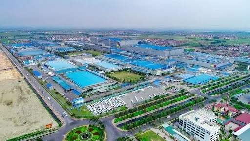 Chuyển nhượng nhà máy 1ha tại KCN Hà Bình Phương, Thường Tín. Có 600m2 xưởng, 400m2 văn phòng