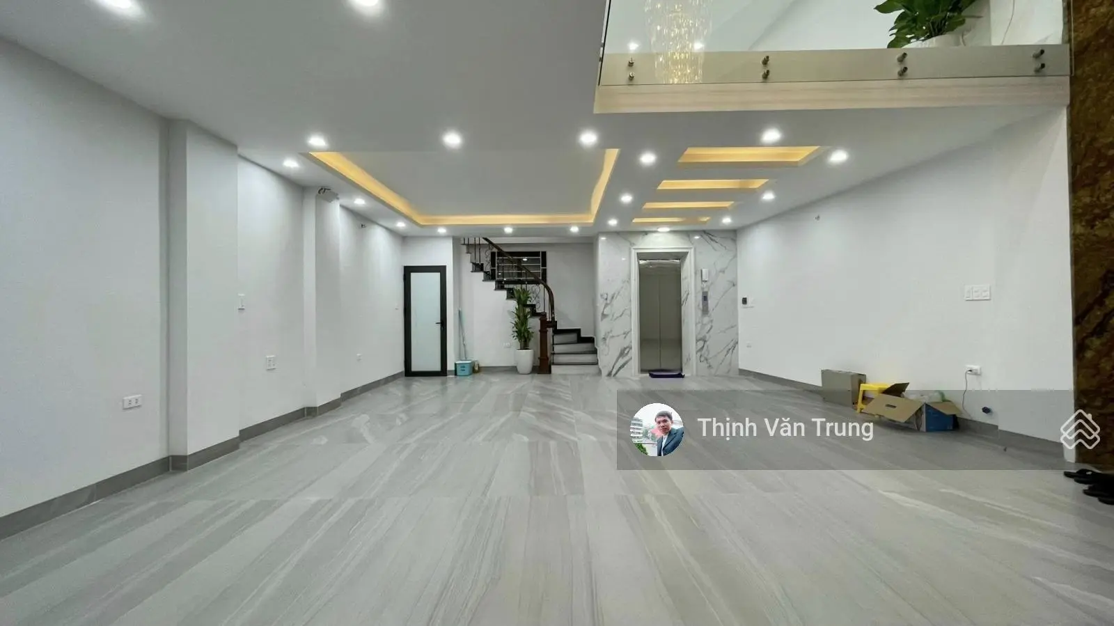 Bán nhà phố mới Minh Khai 71m2x7 tầng thang máy, vỉa hè kinh doanh 9m 24.3 tỷ