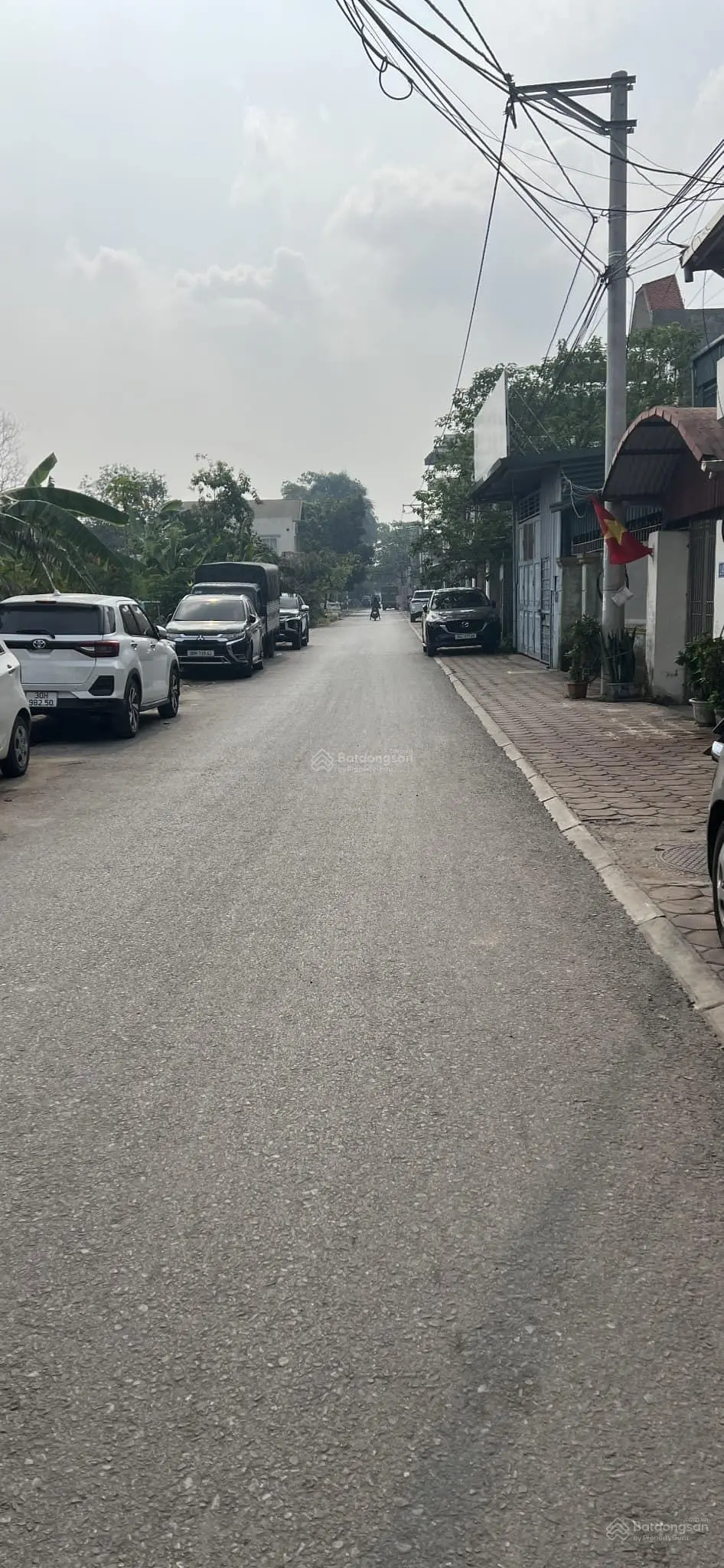 Cống Thôn, Yên Viên, Gia Lâm: Đường ô tô, view hồ, gần chợ, tiện ích ngập tràn, quá rẻ 55tr/m2