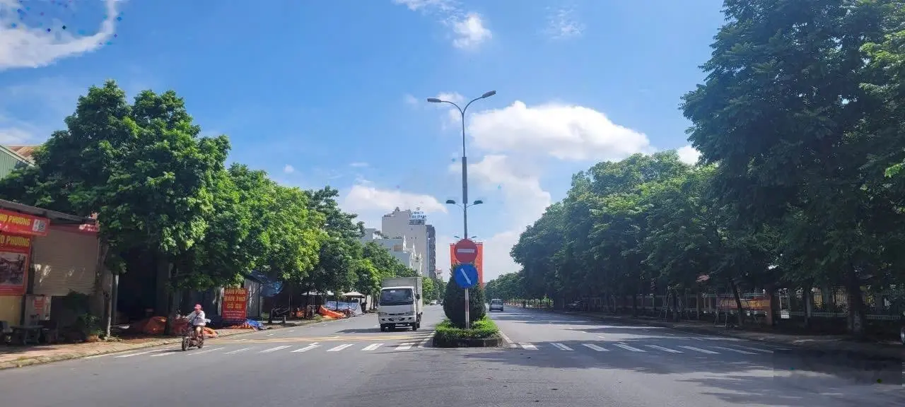 Hàng siêu hiếm giá cực yêu thương Chính chủ em bán lô góc hai mặt tiền giãn dân Nam Hồng Đồng Kỵ.