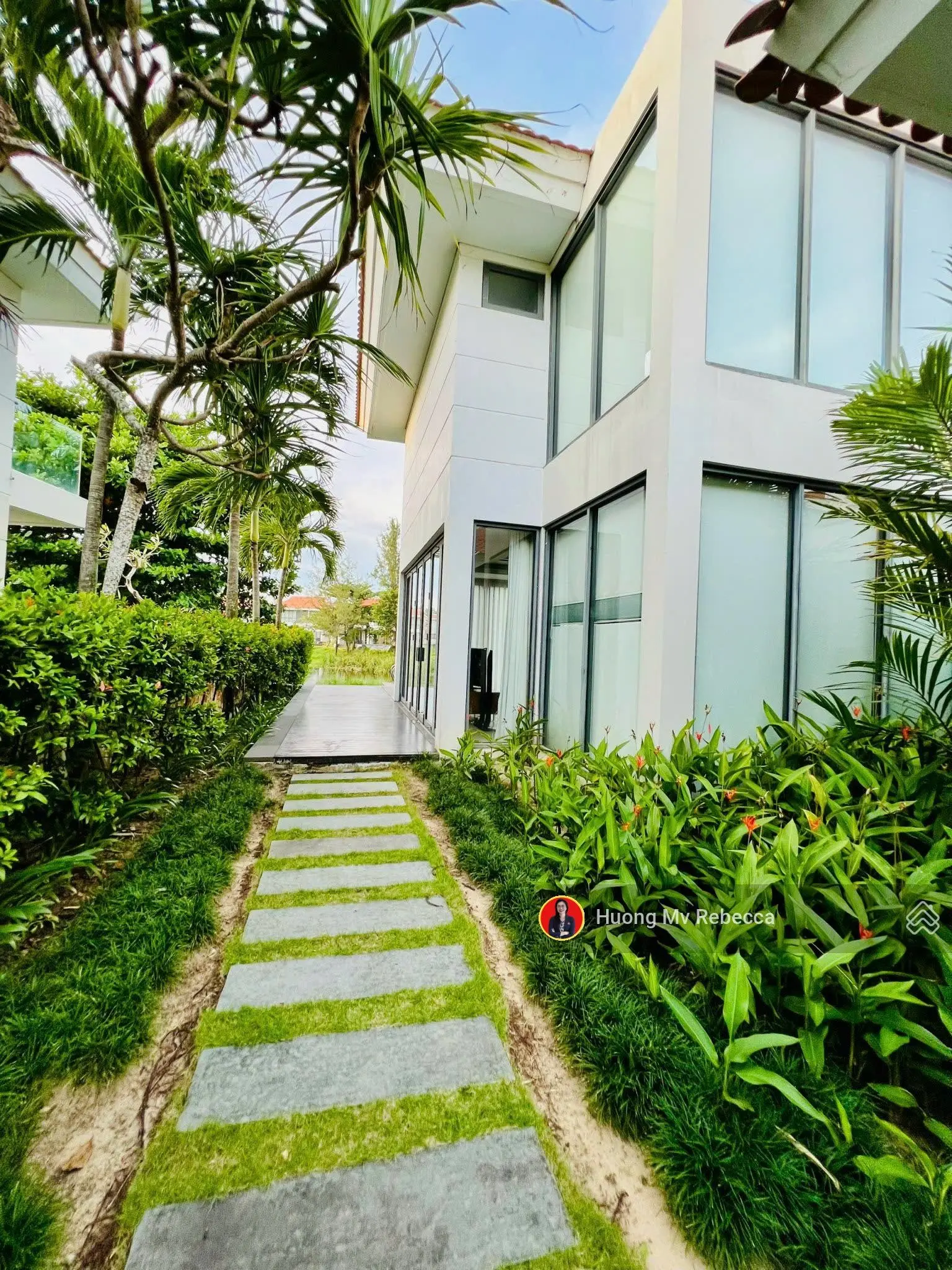 Chuyển nhượng nhanh căn 2 phòng ngủ view đẹp tại Ocean Villa Đà Nẵng chỉ 26 tỷ