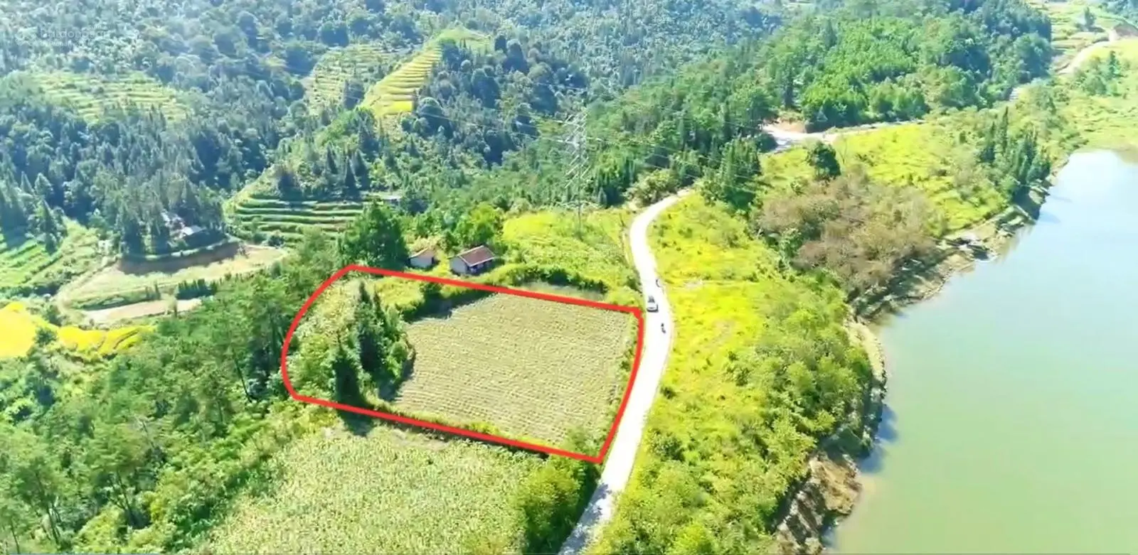 Bán đất du lịch Cao Nguyên đá Hà Giang 4000m2, mặt đường, bám hồ 100m