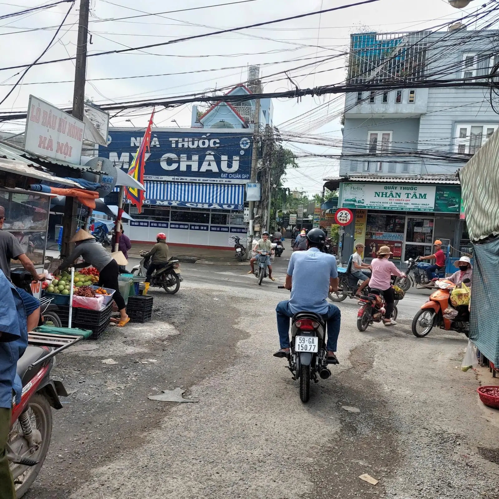 Chính chủ bán 690m2, mặt tiền đường nhựa Lục Viên, Đức Hòa, Long An, sổ đỏ, pháp lý rõ ràng