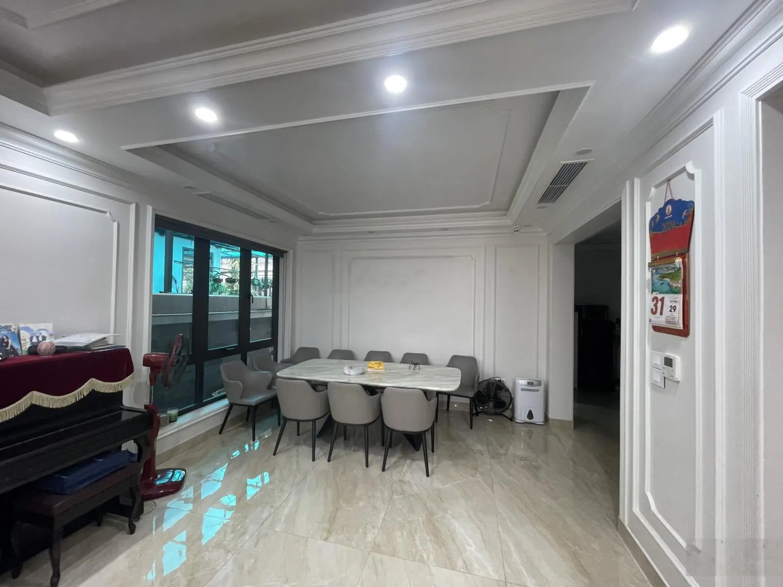 Bán nhà biệt thự 3 tầng 200m2 full nội thất tại Waterfront City, giá 22,5 tỷ. LH 0975015533