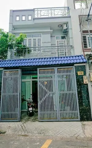 Bán nhà 1 trệt 1 lầu sổ hồng riêng sau chợ Đại Hải huyện Hóc Môn 106m2