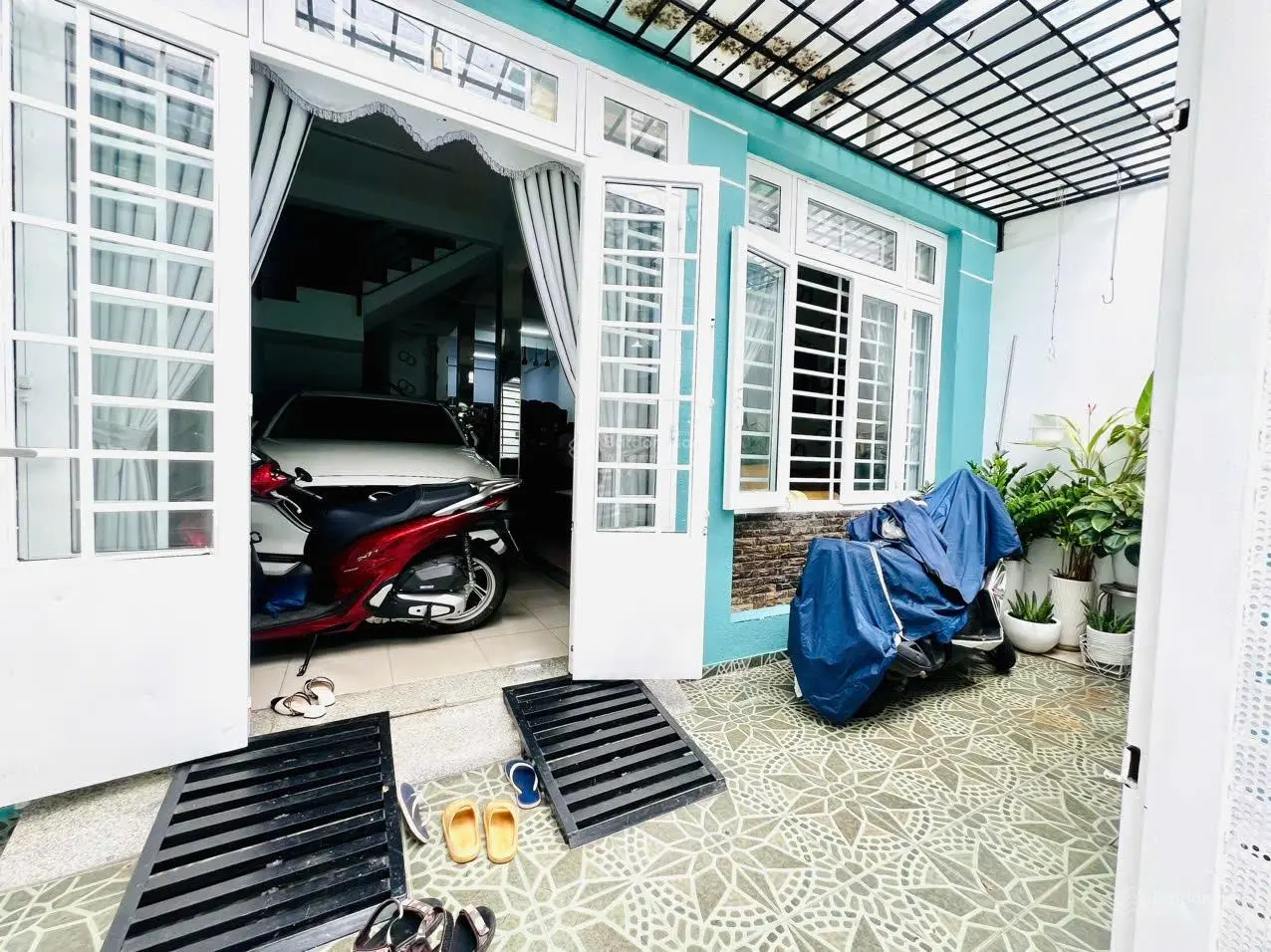 Mua và dọn vào đón tết Ất Tỵ 2025. Hẻm 6m thông, 6x16m, trệt 2 lầu, garage, PK, bếp, 5PN, ST