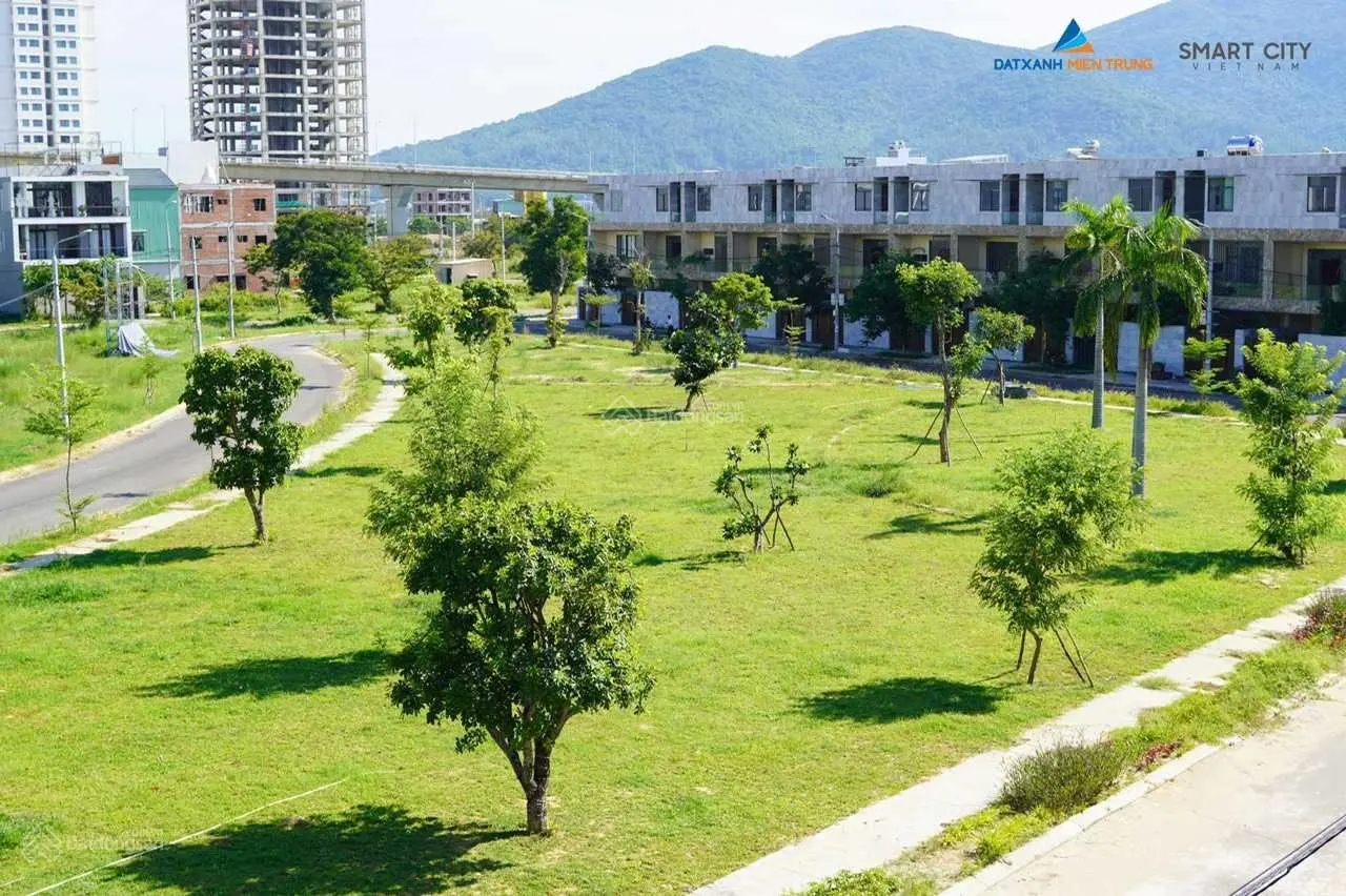 Nhà phố hai mặt tiền view sông Hàn, trung tâm Đà Nẵng, gần dự án Sun Olalani