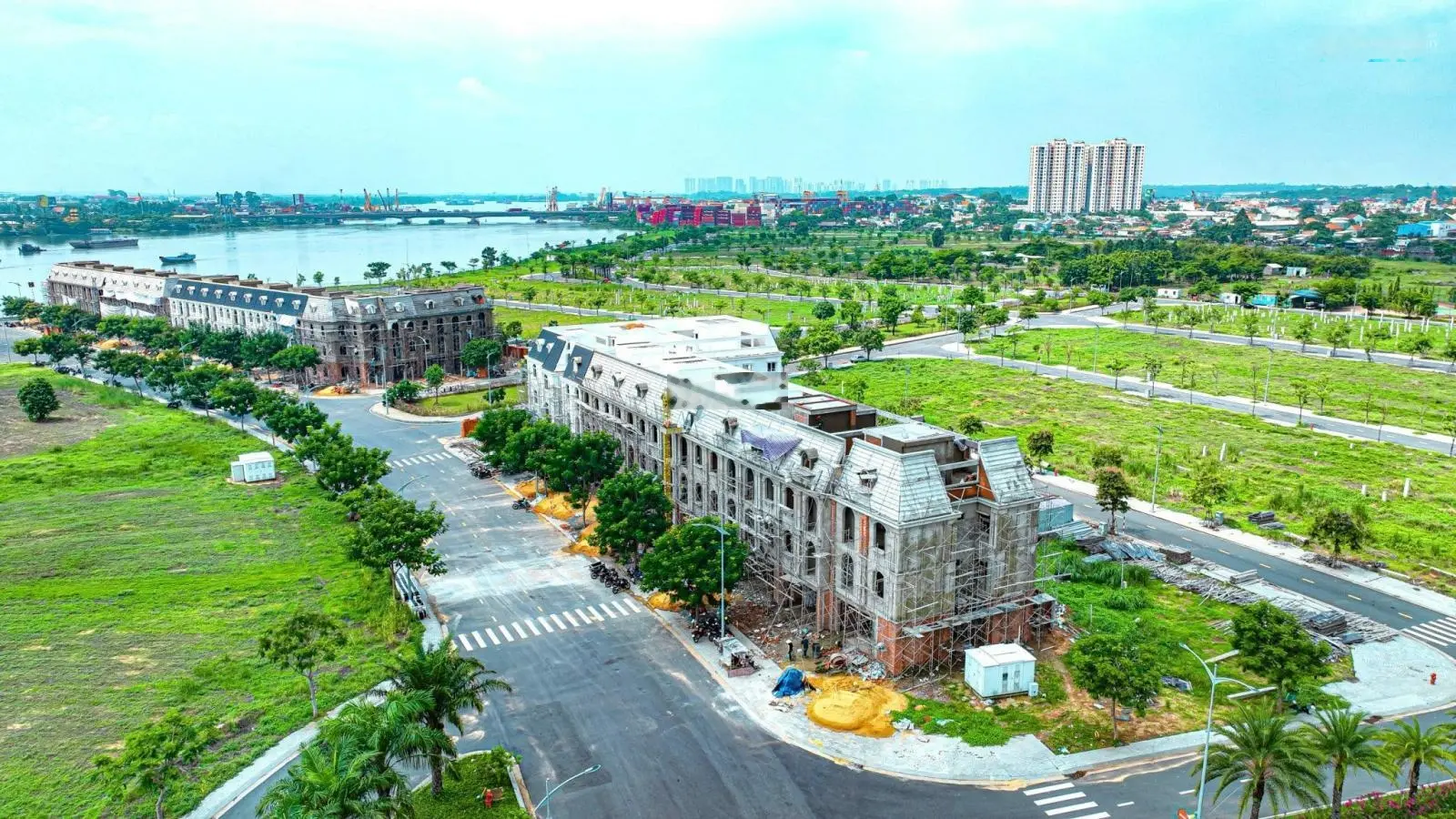 Bán căn liền kề dự án Centria Island đường 23m view sông giá 8,8 tỷ ký ngay HĐMB