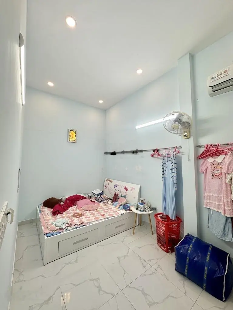 Nhà xây mới hẻm oto tải 130 m2 đối diện Vạn Phúc City chủ gấp bán 6.7tỷ TL thiện chí bán nhanh