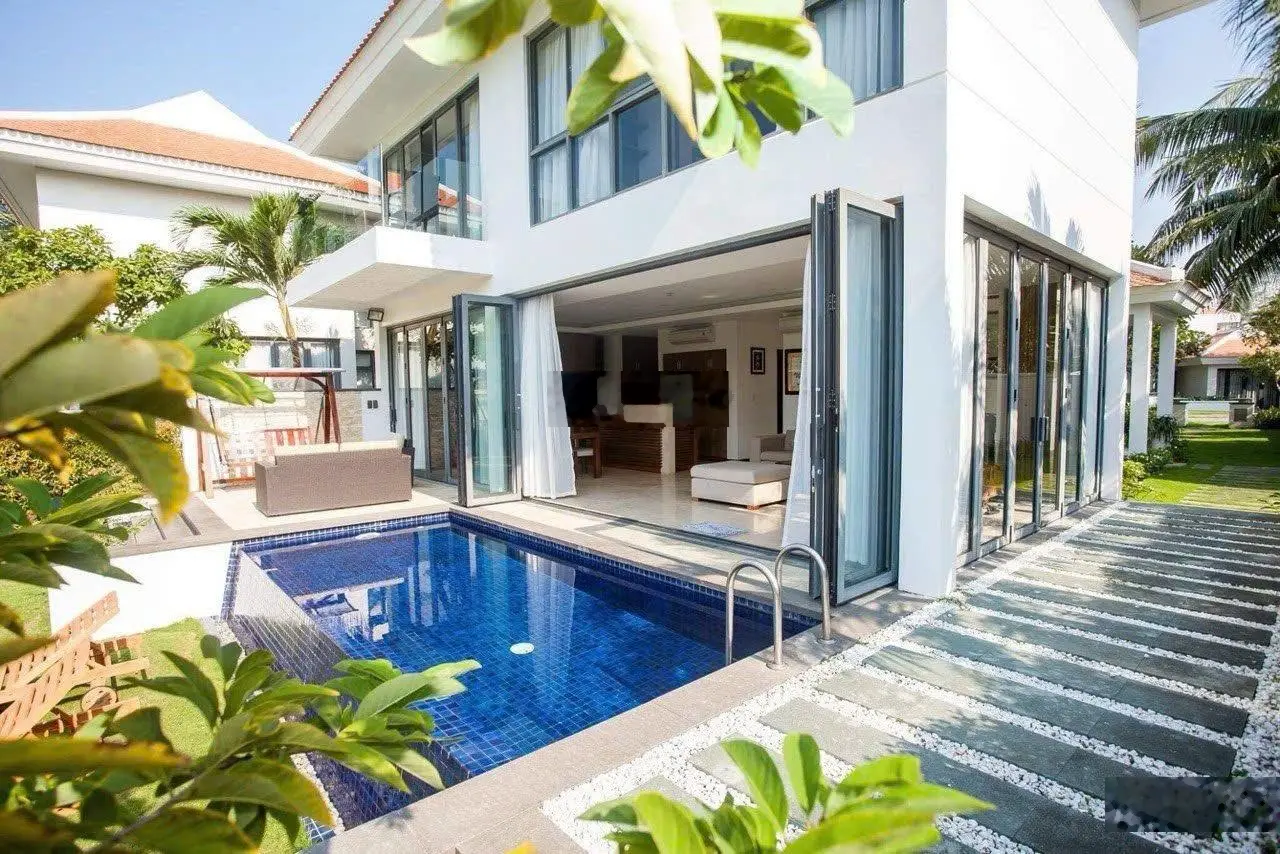 Chính chủ gửi bán căn Biệt thự biển The Ocean Villas 3PN 607 m2 full nội thất cao cấp giá 29.5 tỷ