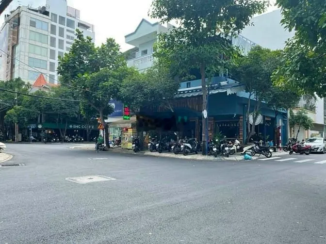 Bán nhà mt chính đường A4, Phường 12, Tân Bình. DT: 5x20m. Giá: 21 tỷ