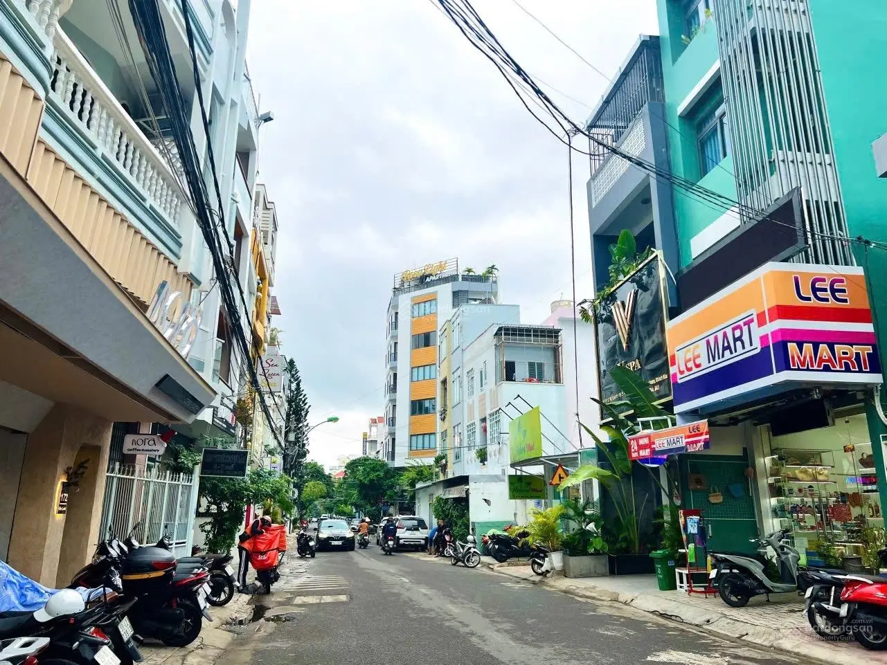 Nhà Đường Mê Linh/ Tân Lập/ Nha Trang . Trục kinh doanh sầm uất gần Tháp Trầm Hương