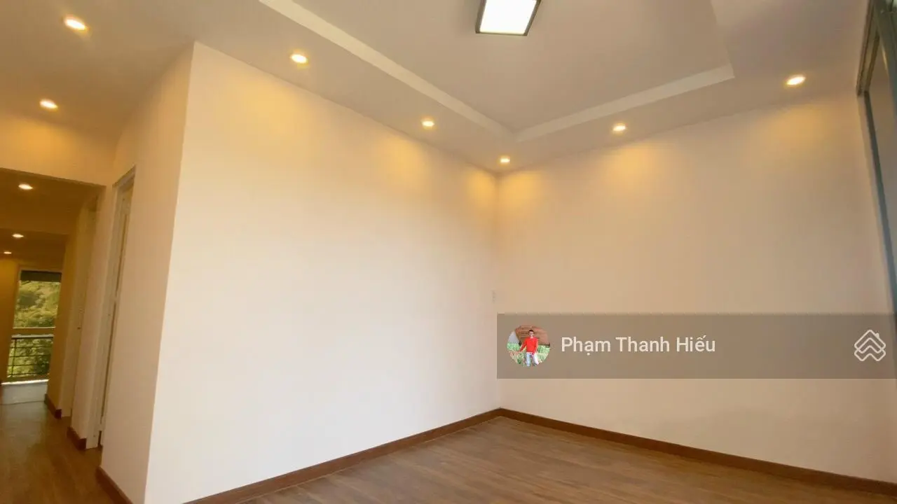 Nhà hẻm oto SHR Hoàng Hoa Thám, 4.4x17m2, view đẹp vĩnh viễn