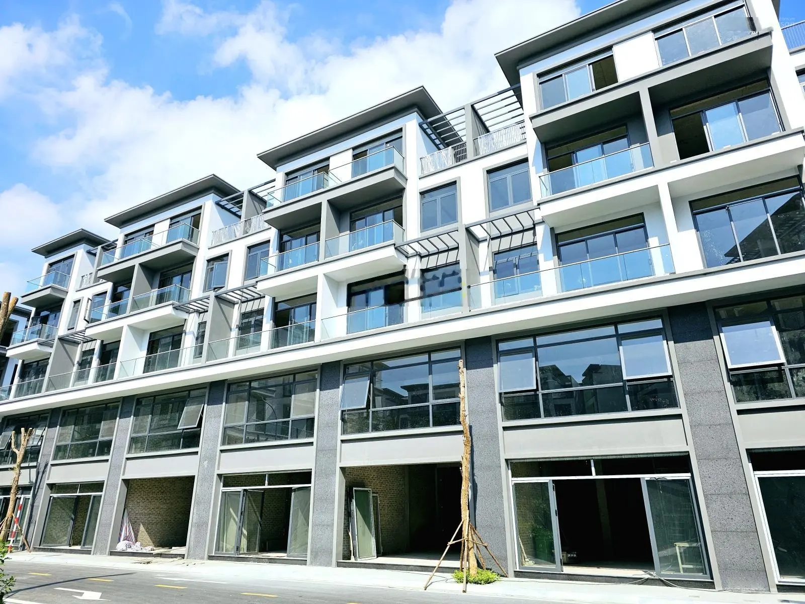 Siêu phẩm shophouse mặt tiền 8.6m siêu rộng tại số 3 Lê Lai (Harbour Center)