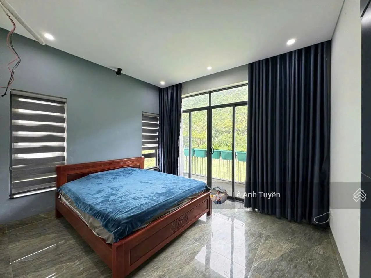 Cần bán nhanh Căn Biệt thự sân vườn 300m2 đường Lương Hữu Khánh, view kênh view biển thoáng mát