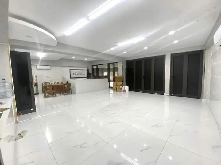 Khách cần nhà ngay mặt đường đang cho thuê 53tr, Đ. Ngô Thời Nhiệm - P. 6 - Quận 3, 126m2