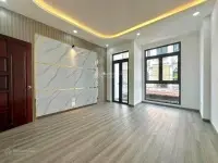 Nhà giá tốt 3Tỷ170/73.2M2-4PN-4WC ngay Vũ Chí Hiếu-Quận 5 đang cho thuê 32Tr.Gần chợ Kim Biên.SHR