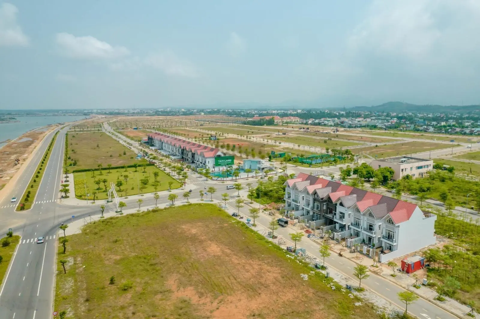 Vịnh An Hoà - 2 suất ngoại giao hướng Đông Nam cạnh biển chỉ hơn 1,3 tỷ - LH: 0904 333 ***