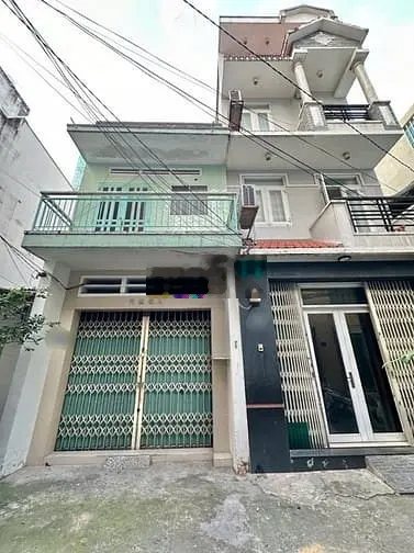 Bán gấp nhà HXH 3/2 Q.10 ngang 4m x 12,5m tiện xây mới giá nhỉnh 8 tỉ