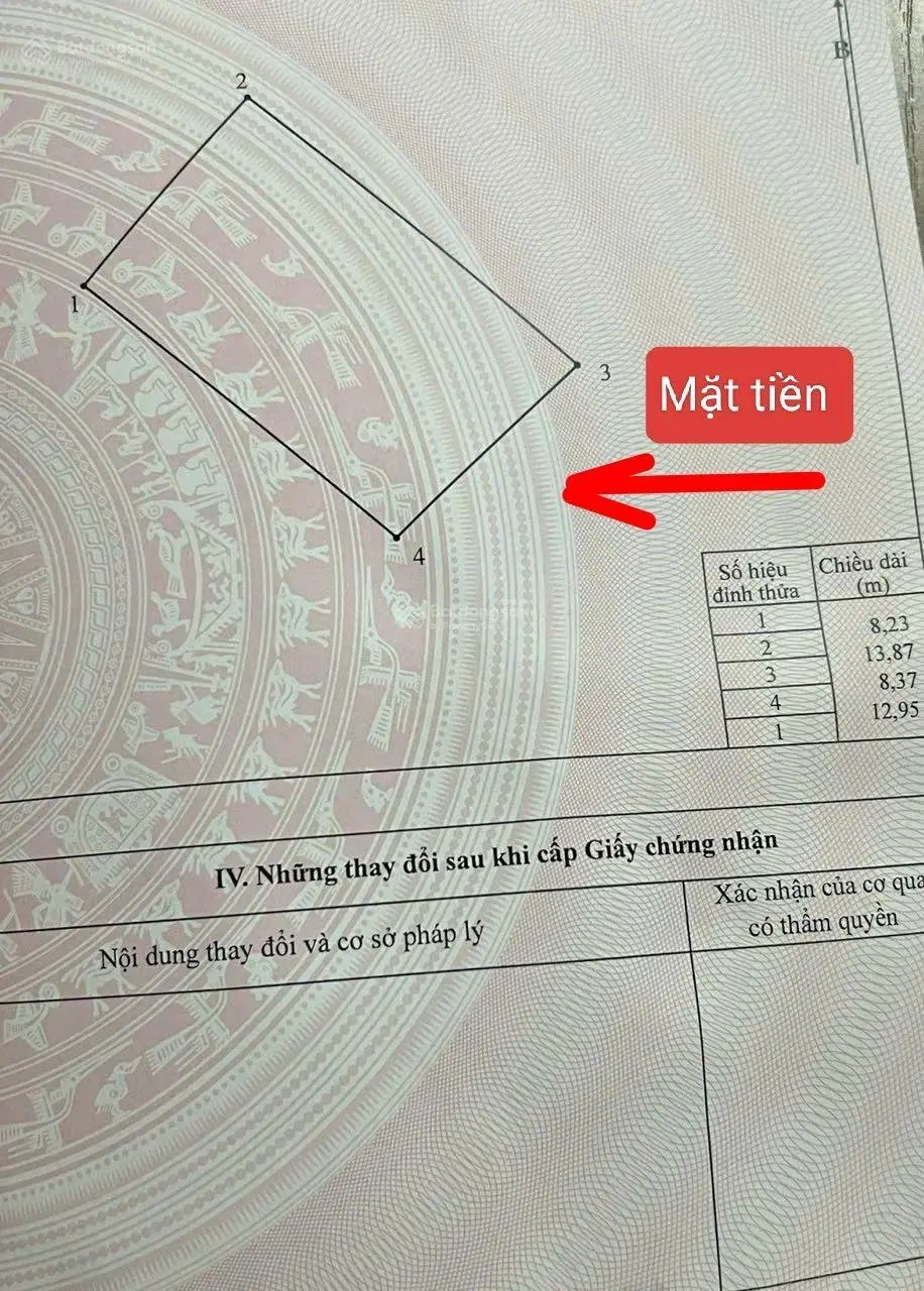 Giá sốc! Bán nhà 3 tầng xây kiểu biệt thự, mới đẹp tại Thuận Thành. 111m2, mặt tiền 8.37m - 2,3 tỷ