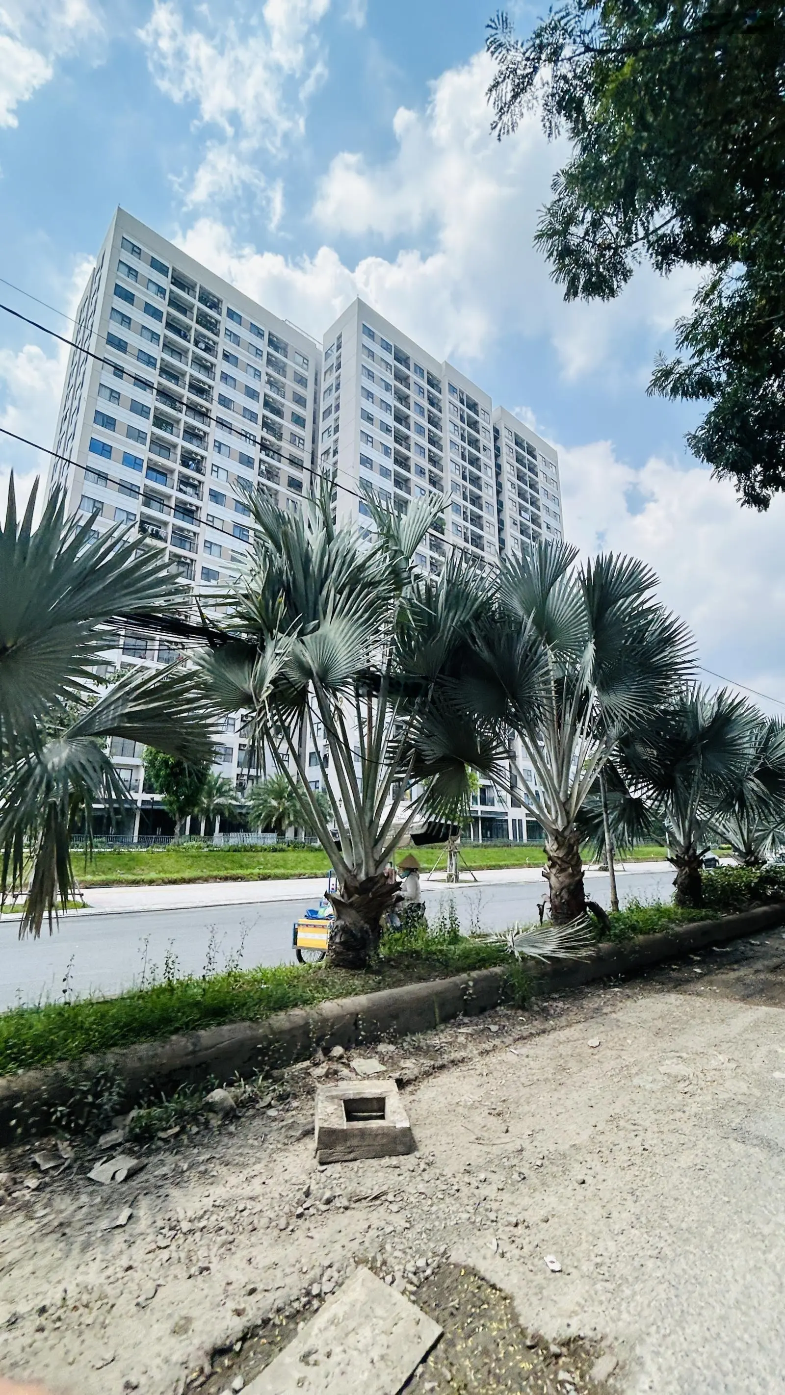 Chỉ 38tr/m2 cho lô đất 2 mặt tiền - gần Nguyễn Xiển, Vinhomes Grand Park - xây dựng cao tầng