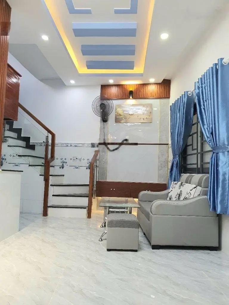 Bán nhà quận 8,35m2,3PN, sát mặt tiền,hơn 3tỷ xíu, Nguyễn Duy,Hưng Phú, chủ tặng nội thất.