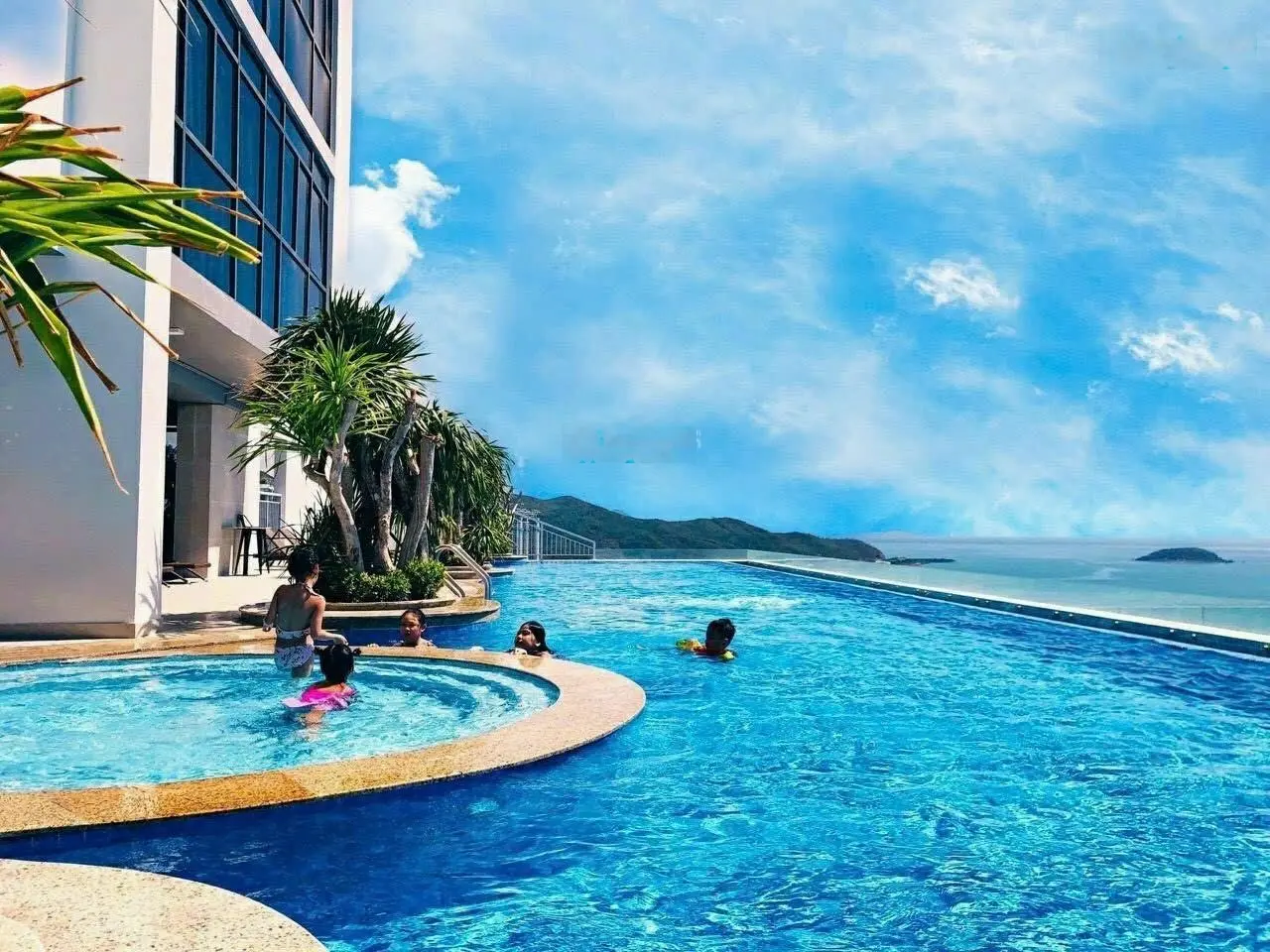 Cần tiền bán cắt lỗ CH Scenia Bay 1PN + view biển đẹp, full nội thất, rẻ nhất thị trường 0902746839