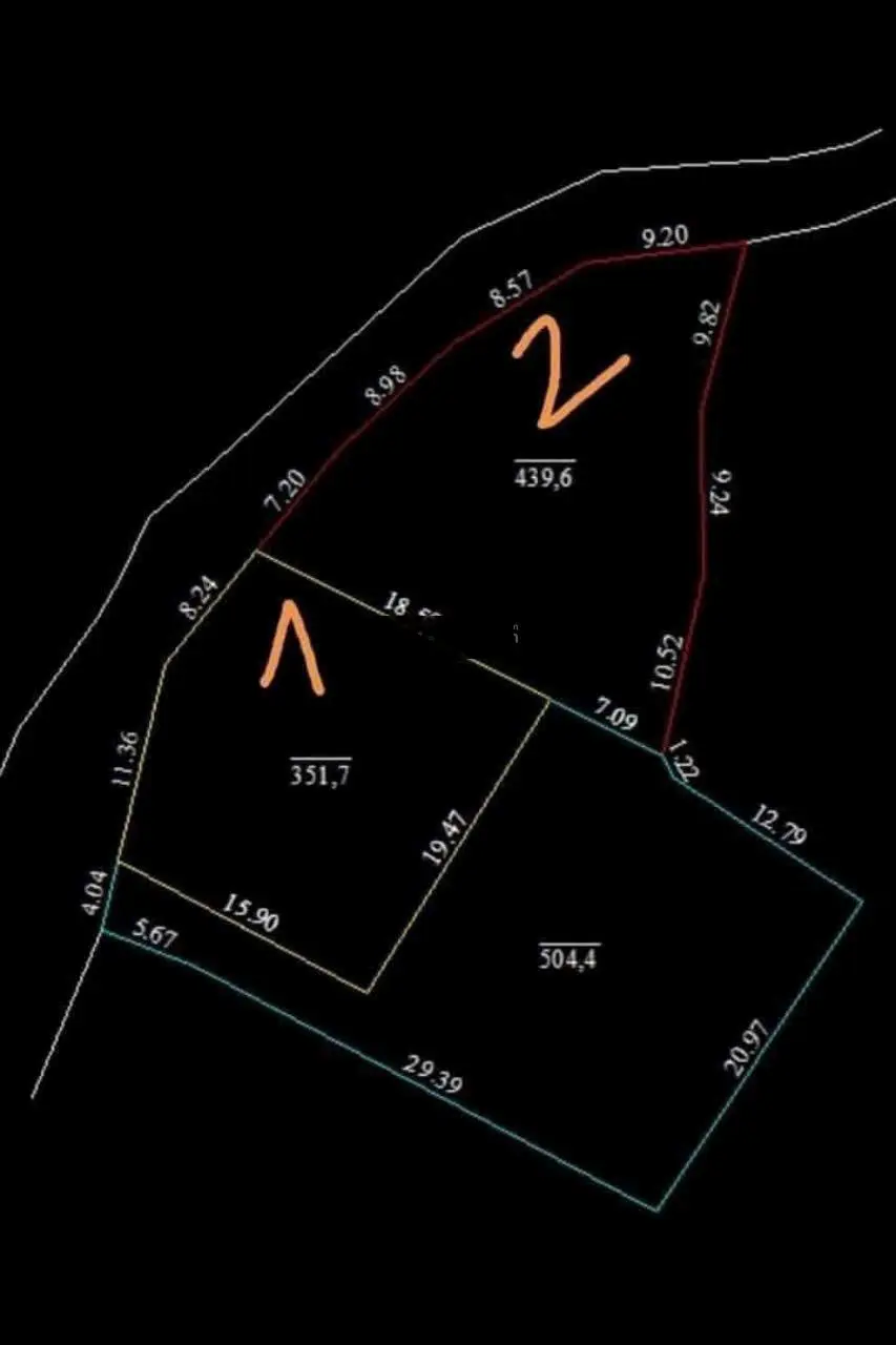 đất thôn Đầm Sản,Minh Quang,Ba Vì,Hà Nội.Diện tích đất:351,7m2(có 120m2 đất ở)mặt tiền rộng gần 20m