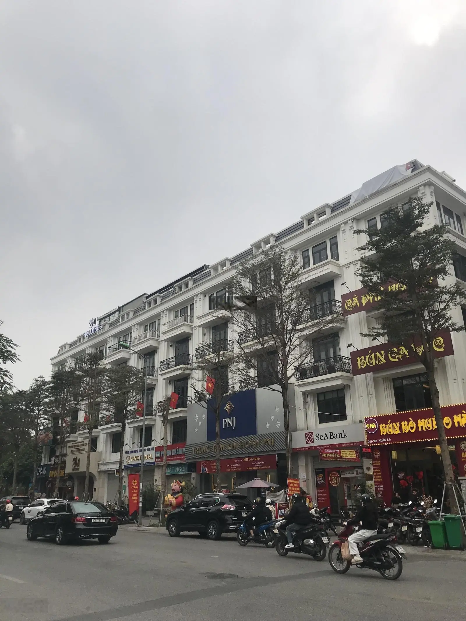 Giá Ngon -39 Tỷ- Liền kề shophouse 101M2 - Mặt phố Xuân La,Tây Hồ - 5 Tầng - KD - TM - 2 Thoáng .