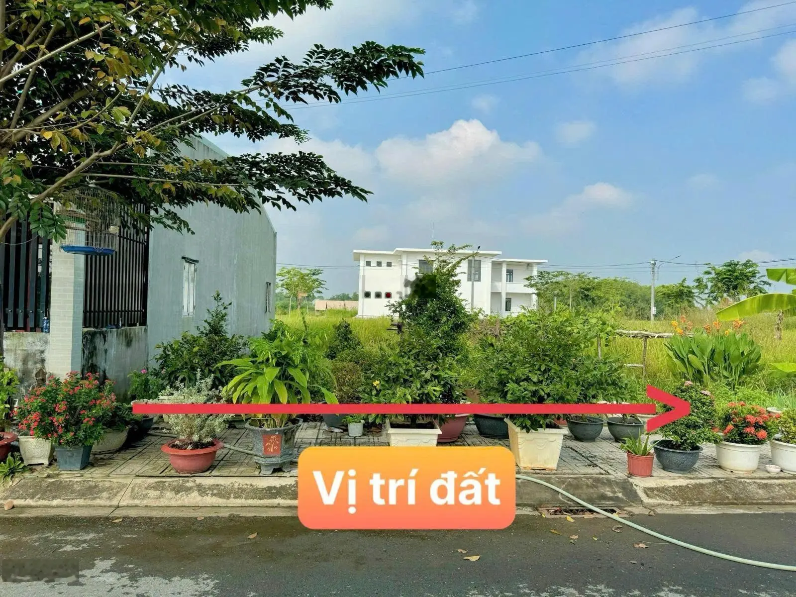 Chính chủ bán đất nền dự án tại Hưng Long Residence, giá 800 triệu, diện tích 90m2, sổ hồng riêng