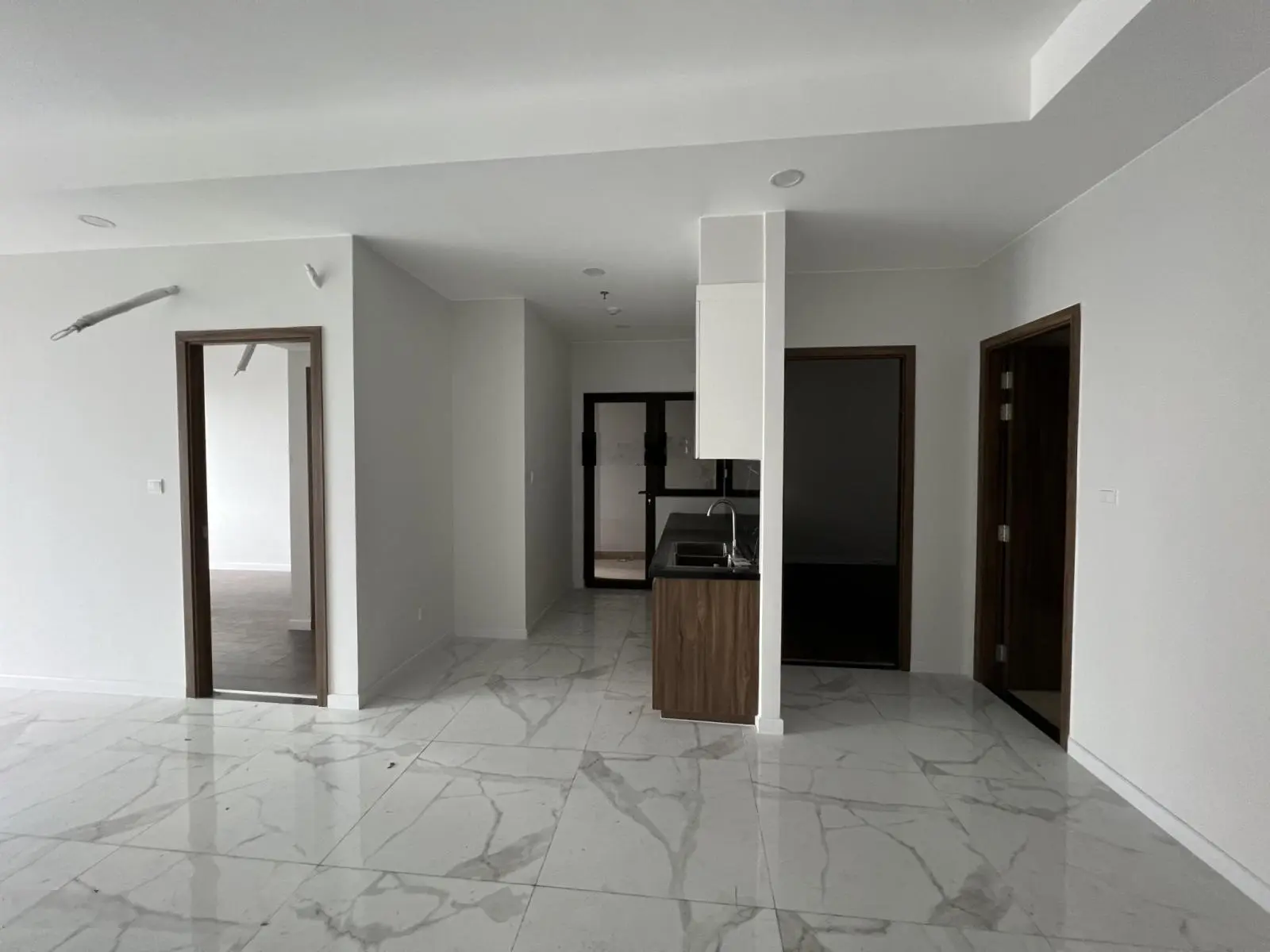 Opal Boulevard 2PN2WC 85m2 bán 3 tỷ (chủ thân gửi giá tốt) có sổ, có hỗ trợ vay bank 0706679167