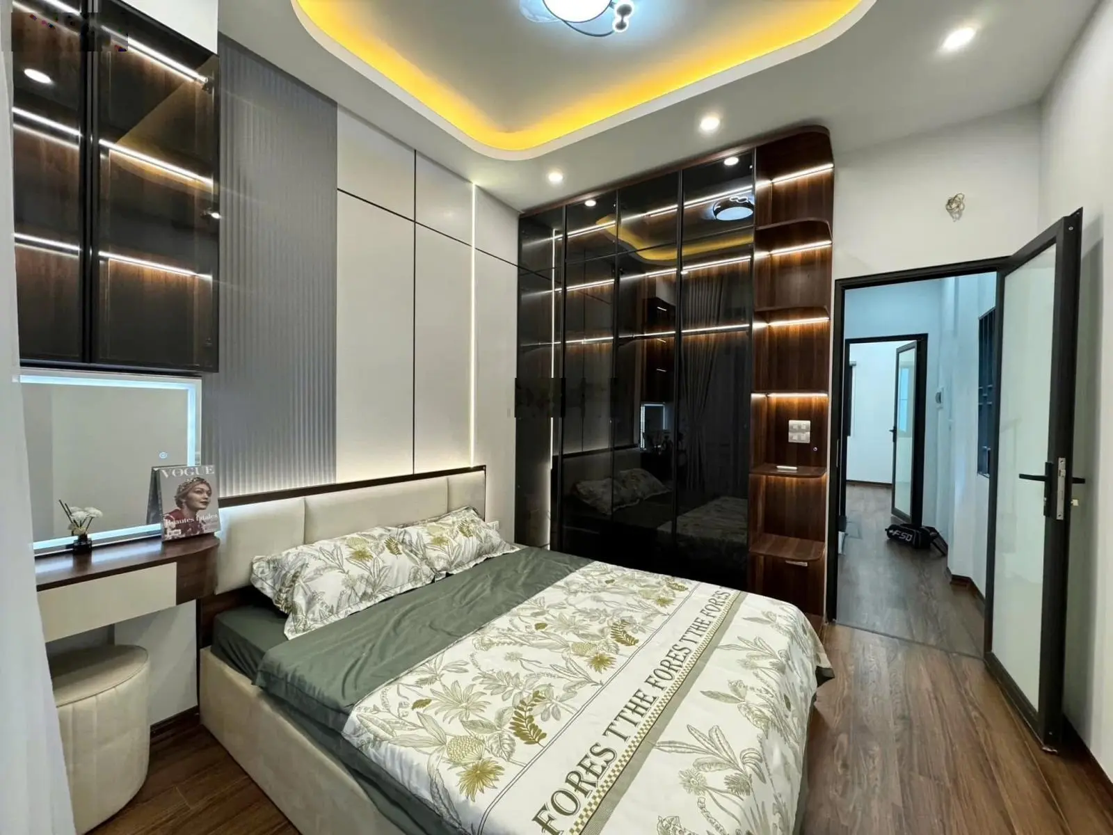 Nhà mới Vũ Tông Phan, Thanh Xuân. 39m2 x 6T, hai thoáng, ngõ ba gác thông, 20m ra phố. 7.5 tỷ