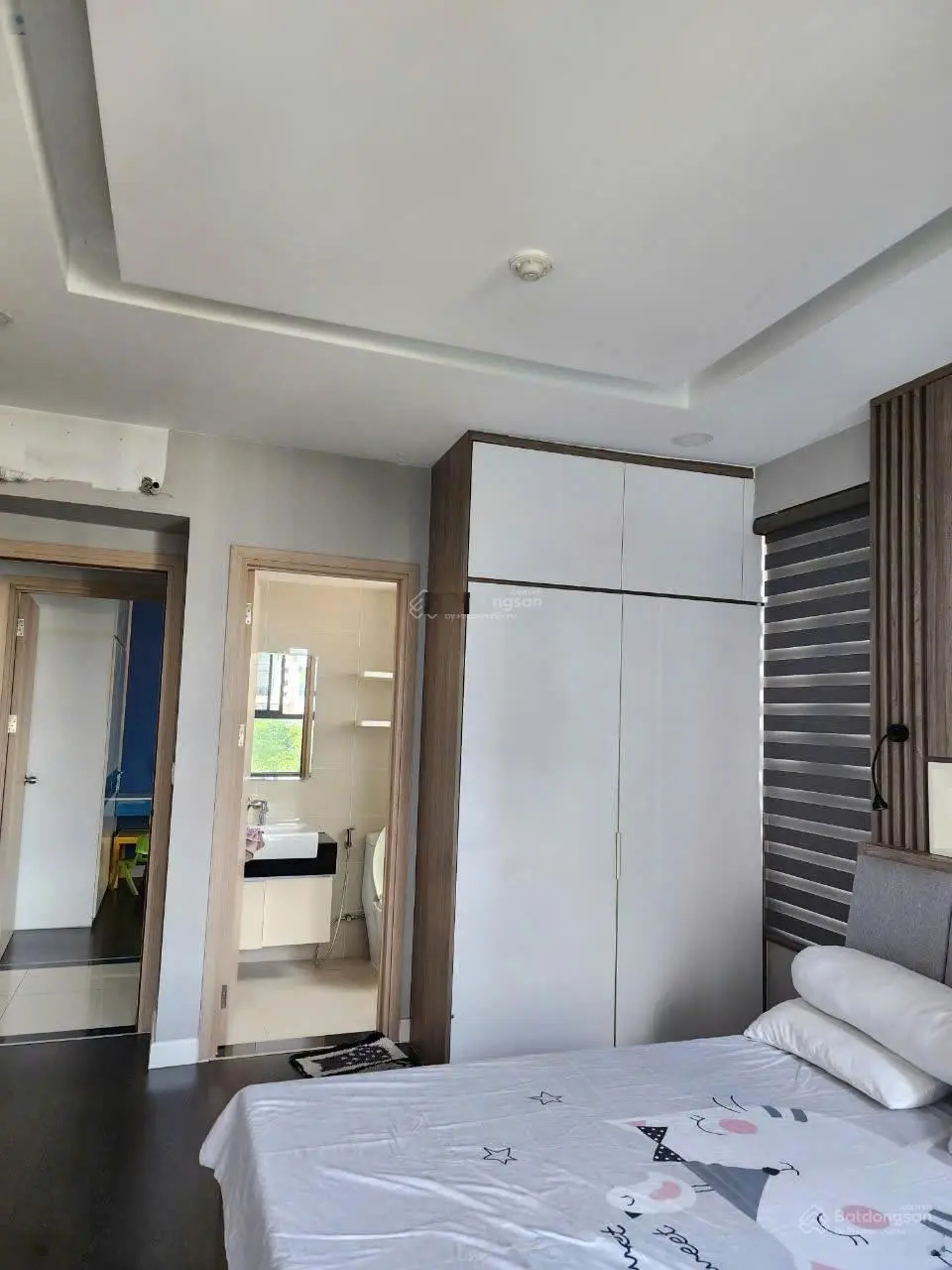 Bán căn hộ chung cư Richstar đường Hòa Bình, 92m2, 3PN. Giá: 3tỷ7, nhà đẹp, LH: 0903 318 *** Minh