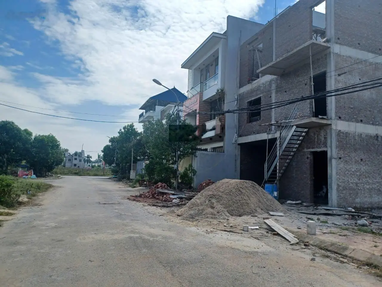 Bán đất sổ riêng khu đô thị Chi Đông Mê Linh, sát KCN Quang Minh, LH 0976 453 ***