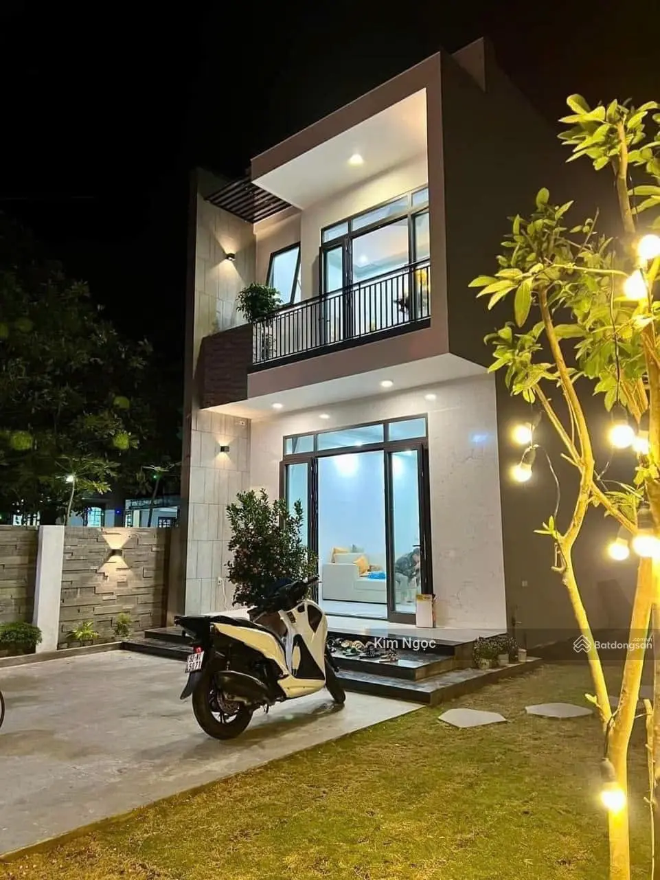 Tết đến Xuân về cần thanh lý nhà 65m2 sát Chợ Búng, Thuận An, view đẹp, giá rẻ, sang tên liền, SHR