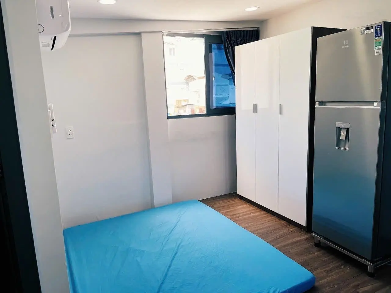 Bán nhà Nguyễn Chí Thanh DT 4,2*15m hẻm thông kinh doanh CHDV cao cấp 7 phòng ngủ 7 wc full phòng