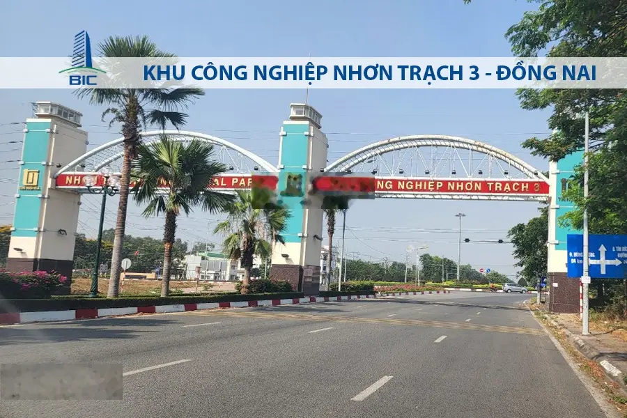 Bán gấp 292m2 ngay đường Hùng Vương ngang 10m - Liền kề 25C đối diện KCN Nhơn Trạch