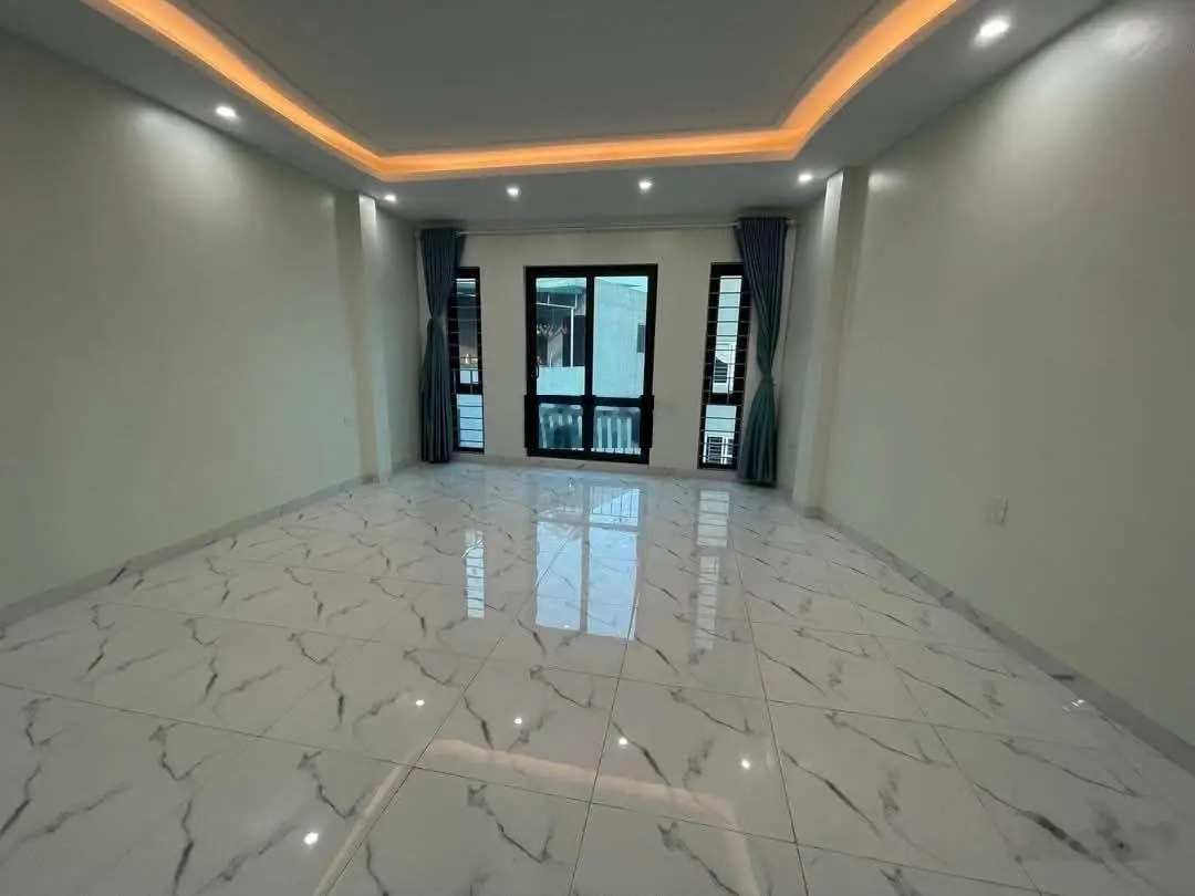 Nhà riêng tại Lạc Long Quân, Tây Hồ, Hà Nội, 11,9 tỷ, 46 m2