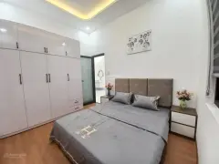 Hàng hiếm dưới 2 tỷ, nhà 34m2 Bạch Đằng, hẻm 6m gần ngã 4 Hàng Xanh, xây 1 trệt 3 lầu, hoàn công