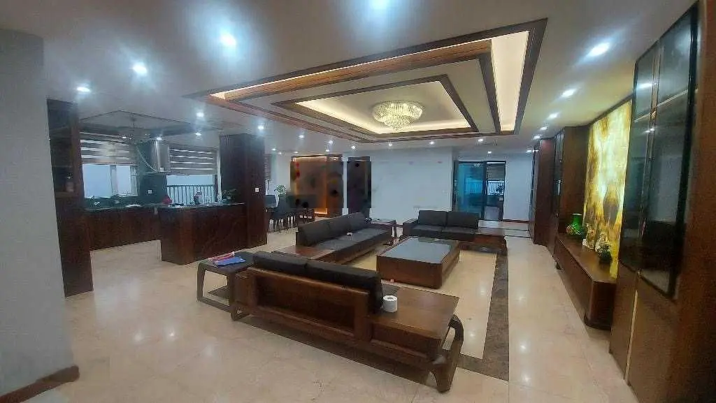 Hiếm phân lô bàn cờ - đỗ chạy vòng quanh, nhà đẹp ở ngay - Kim Đồng 70 m2, 5 tầng giá 12 tỷ