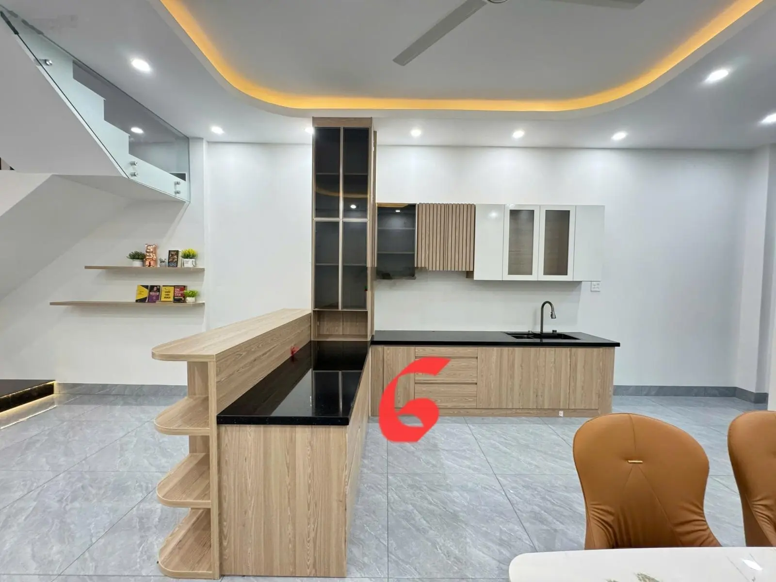 Nhà MT đường Nguyễn Trọng Dân, phường 4, Thành Phố Gò Công. 115m2 3tầng 4phòng, sổ hồng, 6,2 tỷ TL