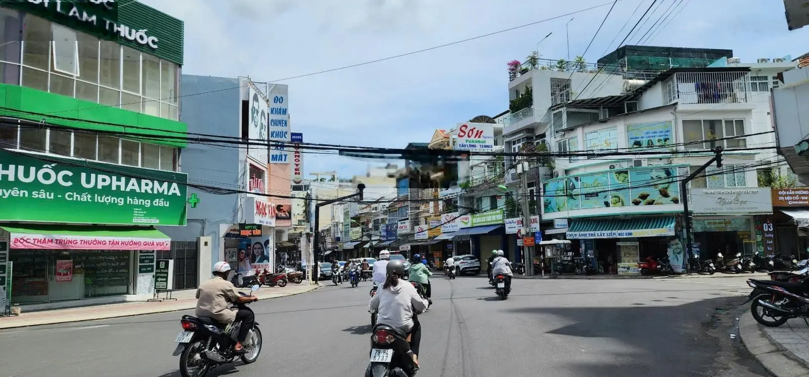 Bán đất tặng nhà đường Phan Bội Châu Nha Trang, gần cổng chợ Đầm giá đầu tư