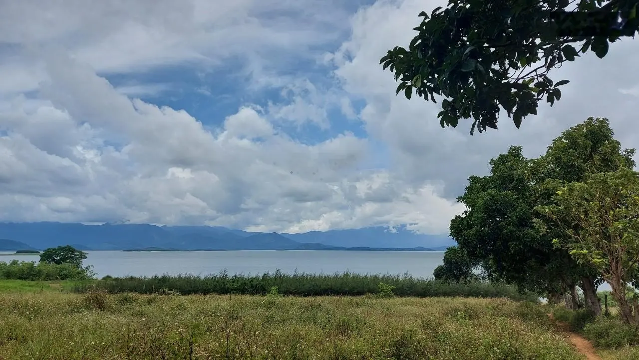 Chính chủ cần bán đất du lịch Sông Hinh, Phú Yên. View sông rất đẹp, DT 1.7ha, có 400m2 đất thổ cư