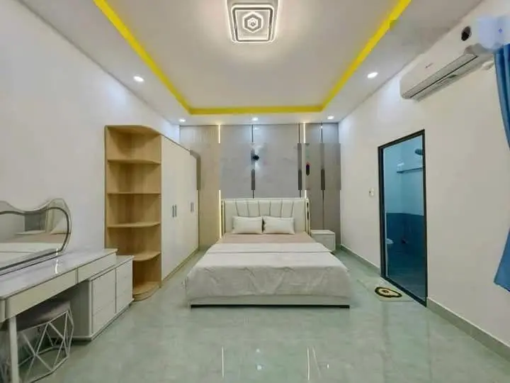 Kẹt nhà bán nhà Trần Trị Trọng, Tân Bình-Giá:3.25tỷ/65.5m2(5.4x12.2m). Sổ sẵn. Đang cho thuê 15tr