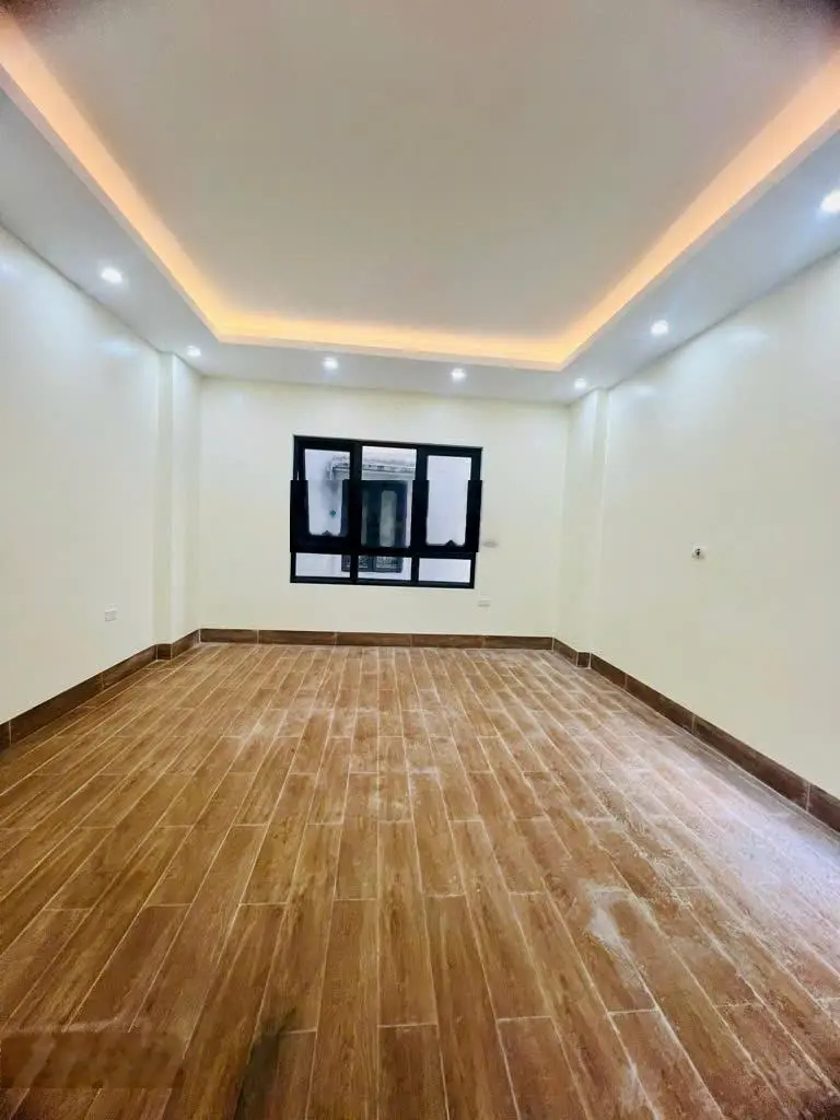 Siêu rẻ-6 tỷ có ngay nhà mới-42m2-6T-Lô góc 2 thoáng-Thang máy-Gara-Ôtô vào nhà-Tây Mỗ-Nam Từ Liêm