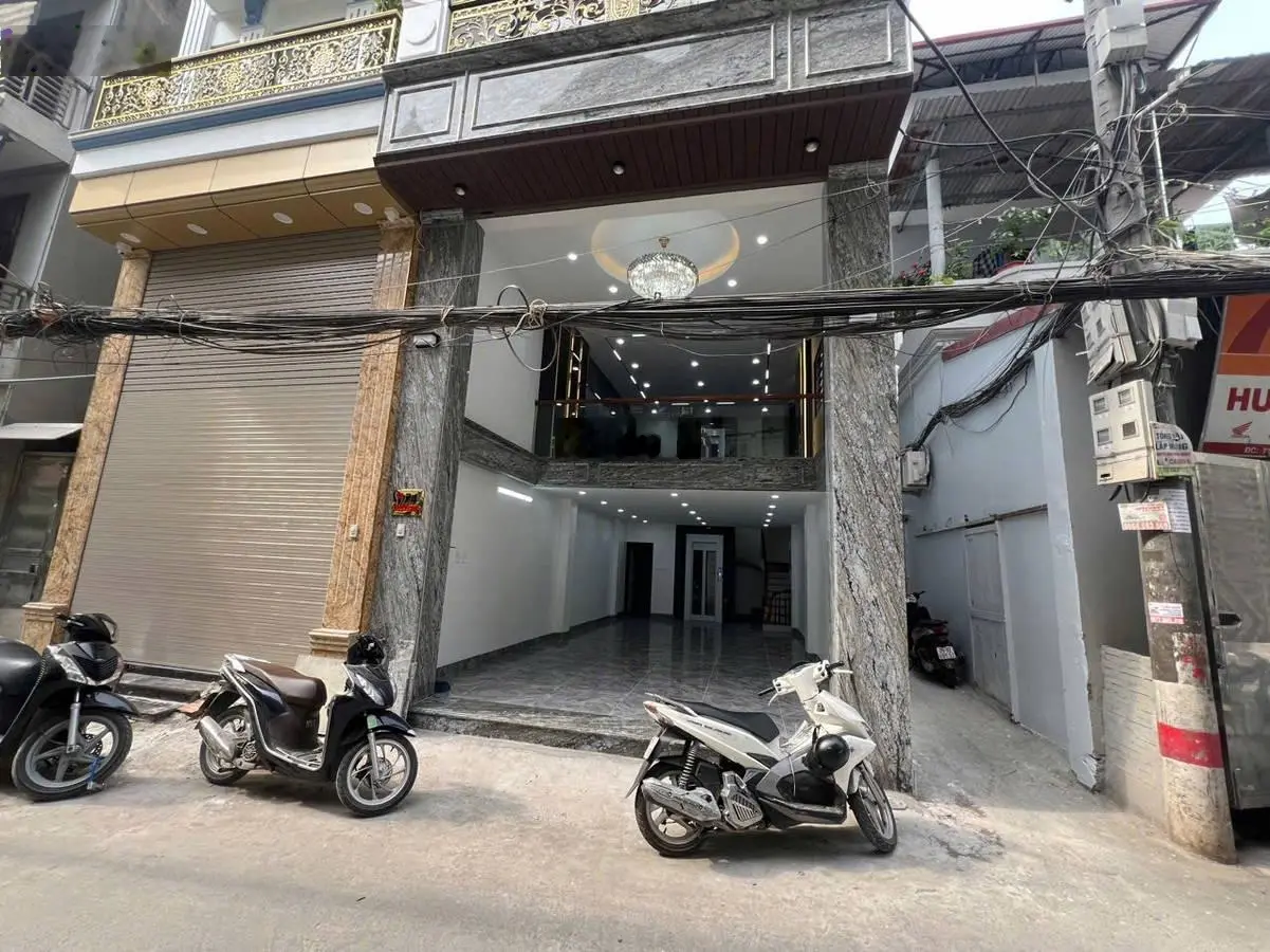 Bán nhà giá tốt, Minh Khai, nhỉnh 20 tỷ, 7 tầng thang máy ô tô vào nhà, 60m2, Q.Hai Bà Trưng, HN