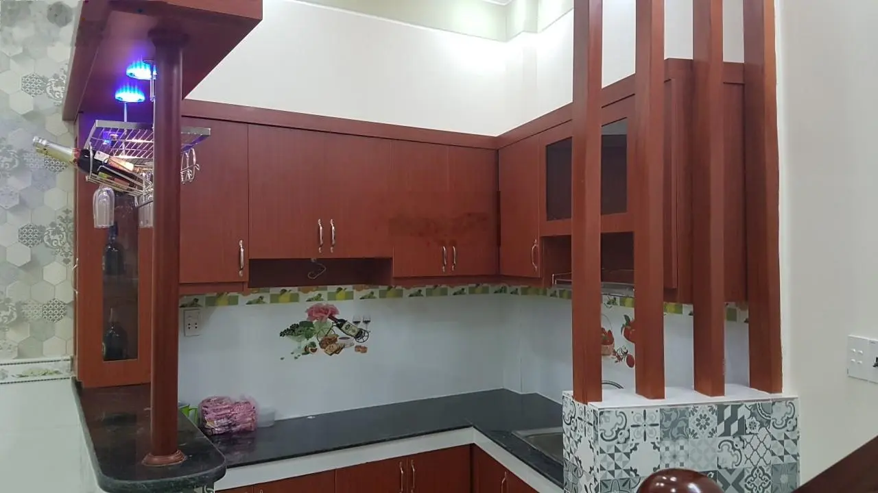 Bán nhà hẻm Bà Hom, 35m2, 1 lầu, 2 phòng ngủ, giá chỉ 3.5 tỷ